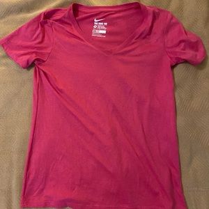 Dri fit Nike top women’s size medium